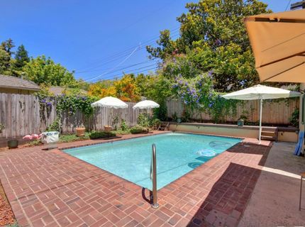 1439 43rd St, Sacramento, CA 95819 Photo