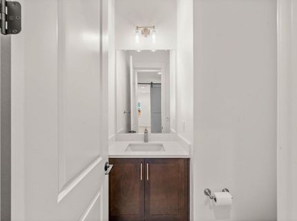 2158 Mulholland Dr, Lathrop, CA 95330 Photo