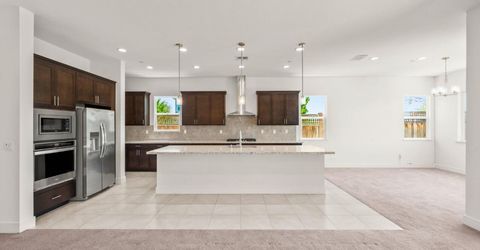 2158 Mulholland Dr, Lathrop, CA 95330 Photo