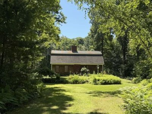 16 Flint Rd, Oakham, MA 01068
