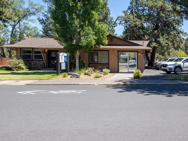 1208 NE 4th Street, Bend, OR 97701