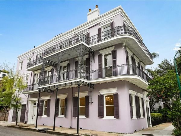 1002 ESPLANADE Avenue, Unit 201, New Orleans, LA 70116