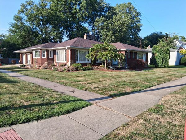 1460 Monroe Street, Carleton Village, Mi 48117