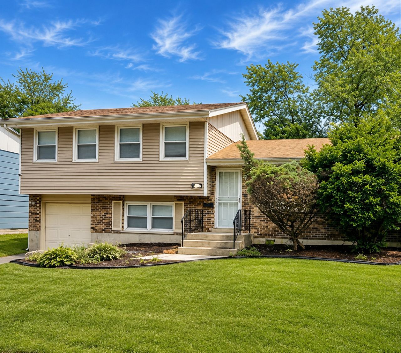 3421 Birchwood Drive , Hazel Crest, IL 60429