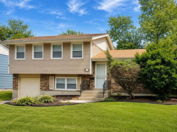 3421 Birchwood Drive , Hazel Crest, IL 60429