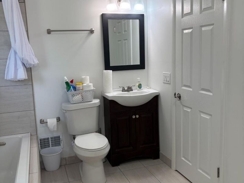 1352 Meredith Drive, Cincinnati, OH 45231 Photo 9