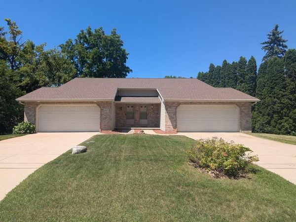 2837 ST ANTHONY DRIVE, Green Bay, WI 54311