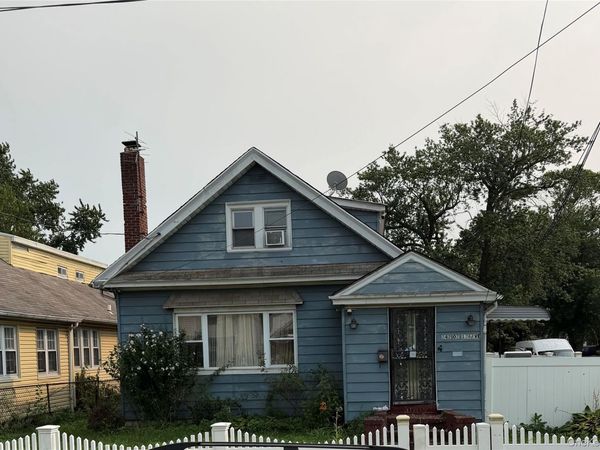 242-02 136th Avenue , Rosedale, NY 11422