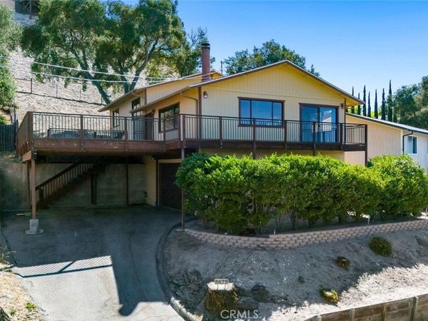 5675 Hermosilla Avenue, Atascadero, CA 93422