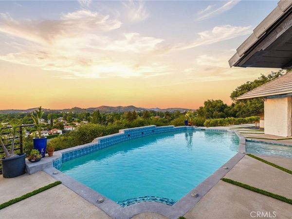 31673 Foxfield, Westlake Village, CA 91361