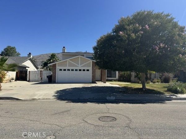 409 Wimbledon, San Jacinto, CA 92583