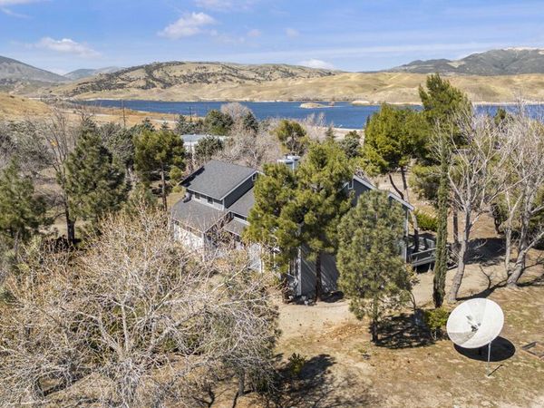 34315 Lancaster Road, Lancaster, CA 93536
