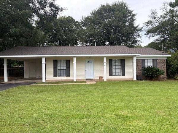 9660 Trailwood Drive S, Mobile, AL 36608