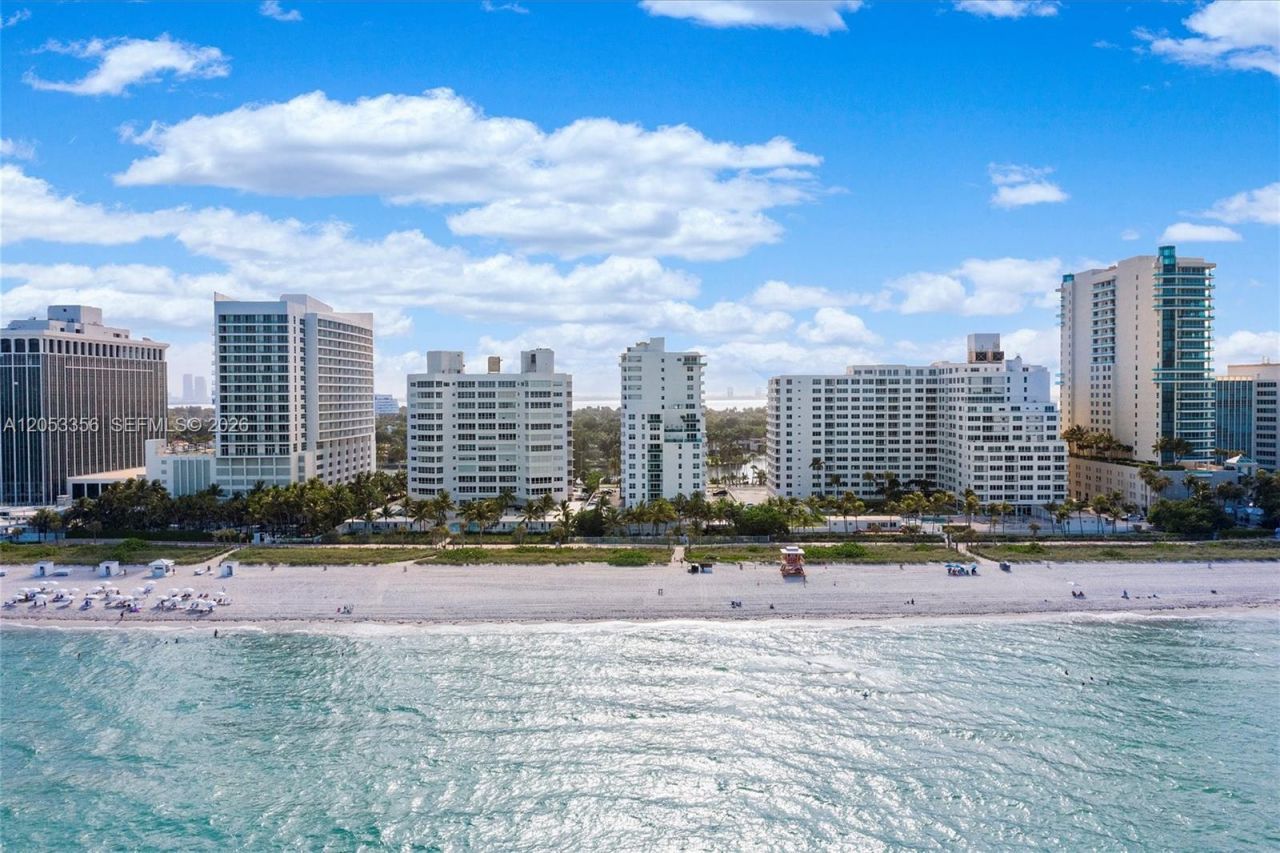 5001 Collins Ave , Unit 4E, Miami Beach, FL 33140 Photo