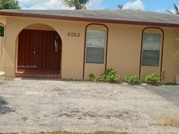 6123 SW 4th Pl , Margate, FL 33068