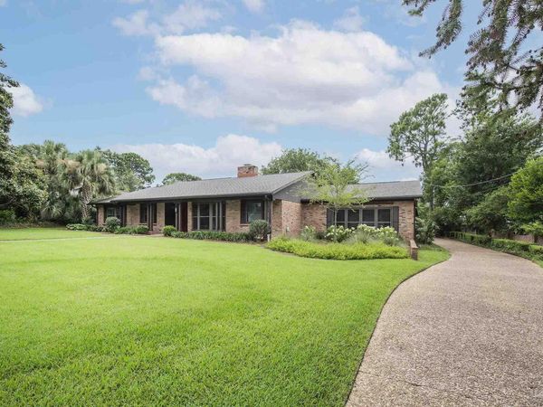 2125 Morningside Dr, Pensacola, FL 32503