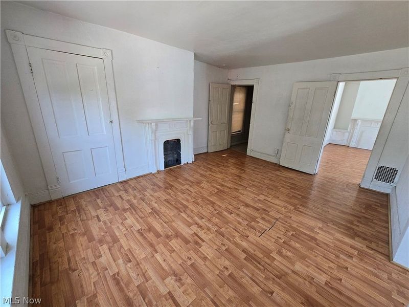 312 N 7th Street, Martins Ferry, OH 43935 Photo 17