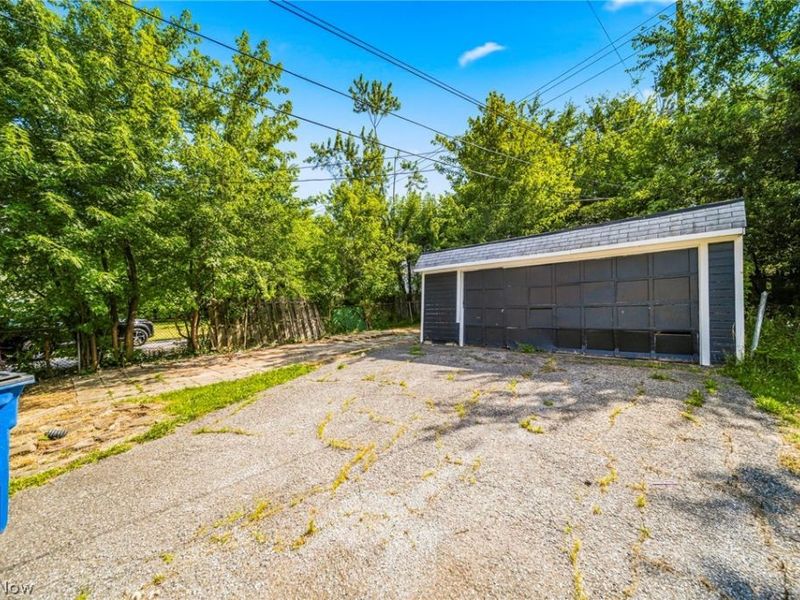 3317 E 139th Street, Cleveland, OH 44120 Photo 3