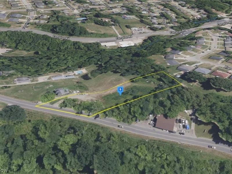 8884 Pippin Road, Cincinnati, OH 45251 Photo 3