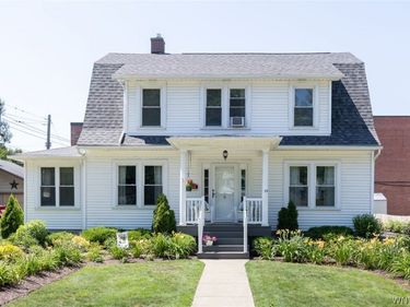 15 Park Boulevard, Lancaster, NY 14086