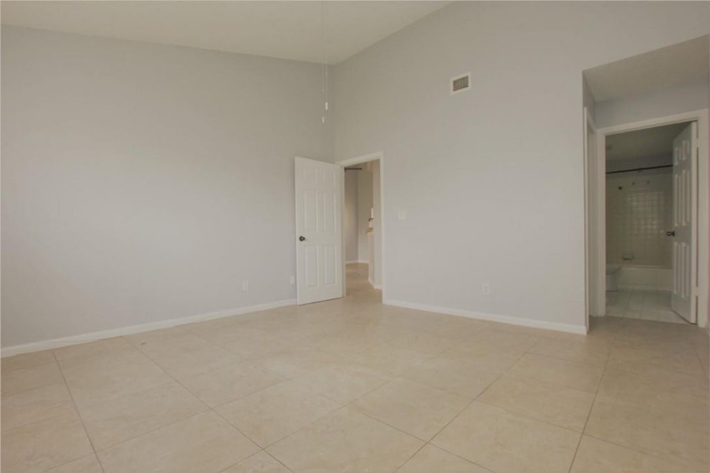 3413 NW 44th Street, Unit 201, Lauderdale Lakes, FL 33309 Photo