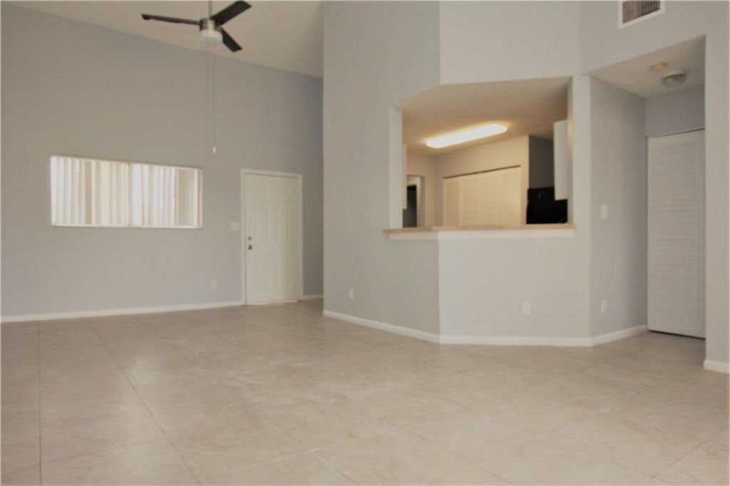 3413 NW 44th Street, Unit 201, Lauderdale Lakes, FL 33309 Photo