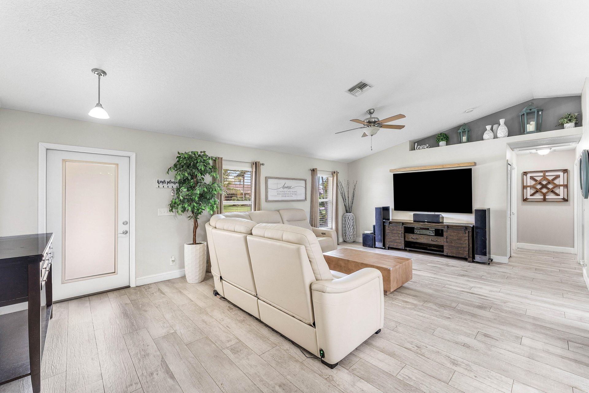 126 Sandpiper Avenue, Royal Palm Beach, FL 33411 Photo