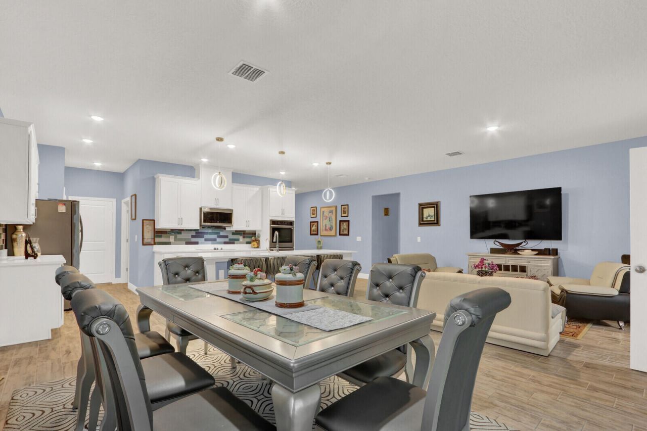 12573 SW Forli Way, Port Saint Lucie, FL 34987 Photo