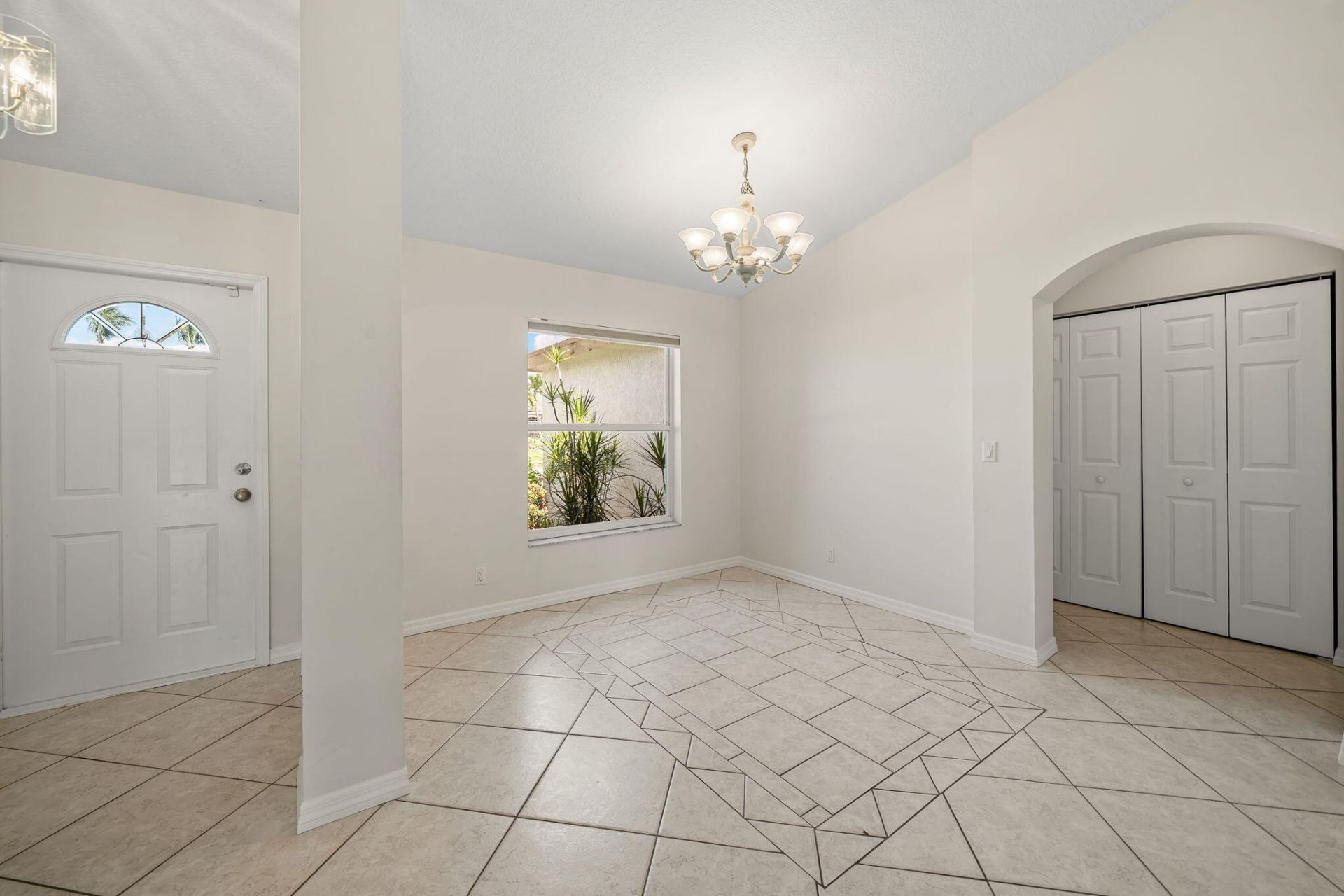 111 Meadow Woode Drive, Royal Palm Beach, FL 33411 Photo