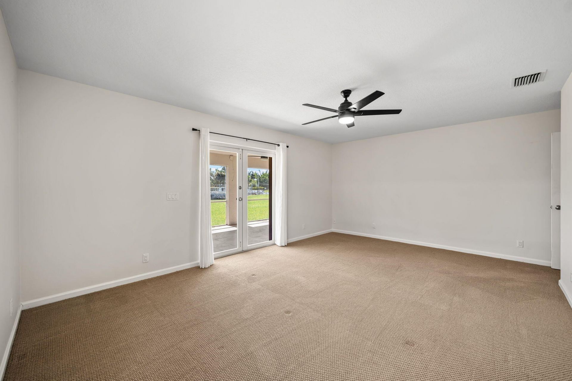 111 Meadow Woode Drive, Royal Palm Beach, FL 33411 Photo