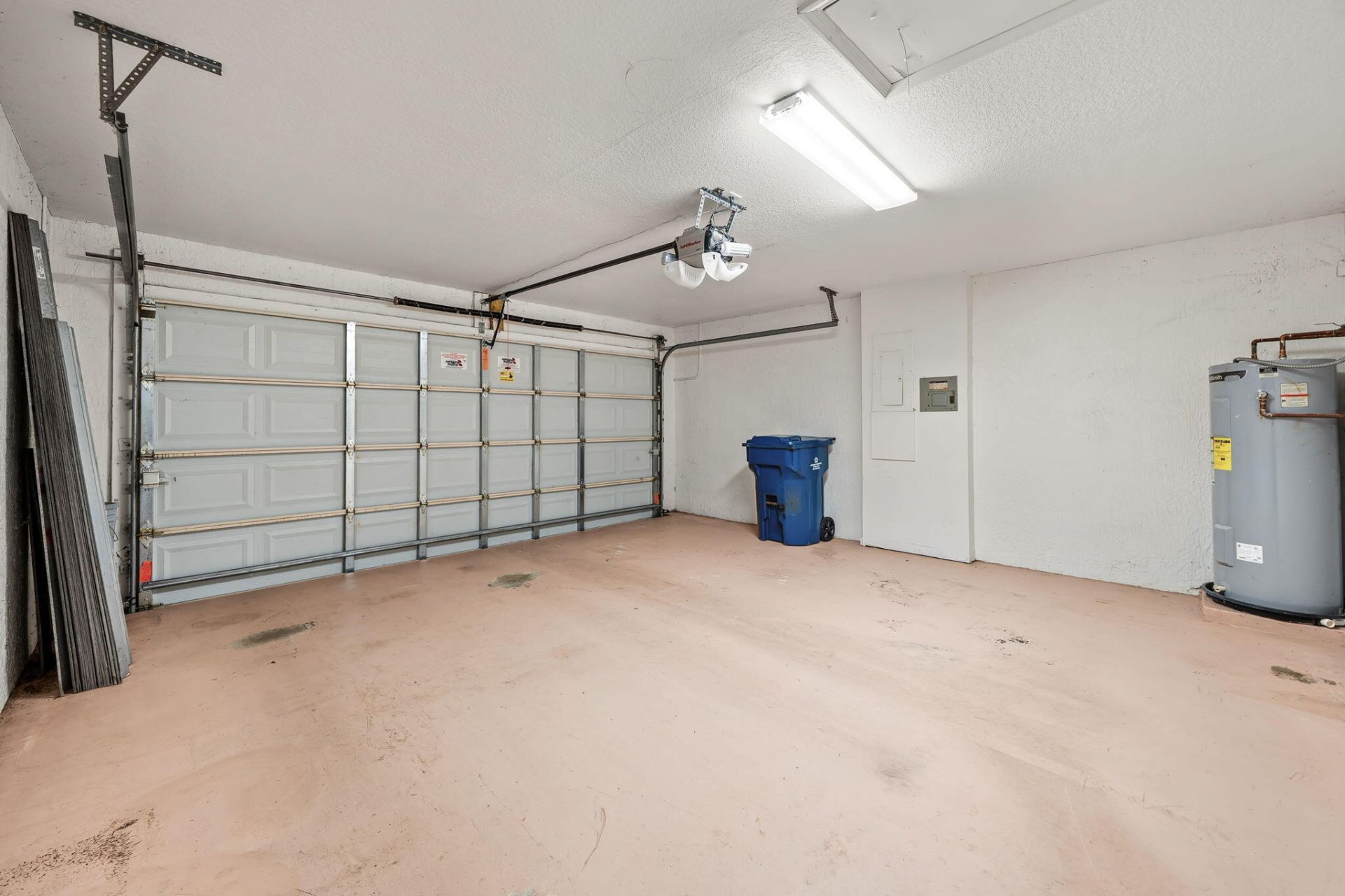 111 Meadow Woode Drive, Royal Palm Beach, FL 33411 Photo