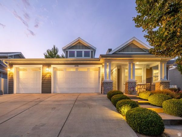 1236 W SAMUEL HOLT DR , South Jordan, UT 84095