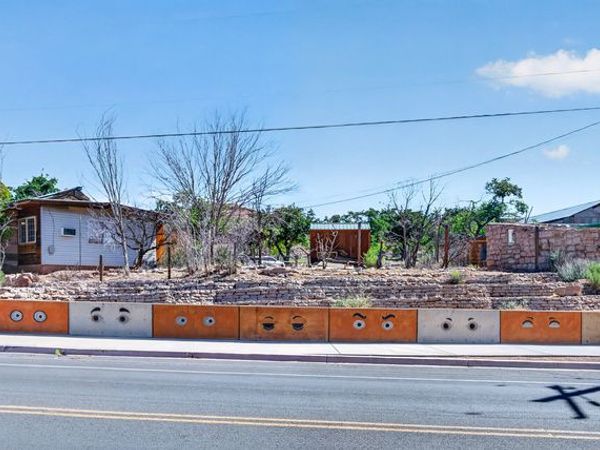 811 MILLCREEK DR , Moab, UT 84532