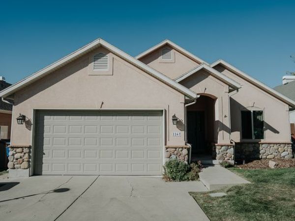 2267 E SPRUCE VIEW CT S, Millcreek, UT 84109