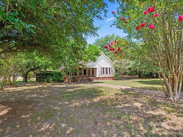 211 S Olive Street, Grapeland, TX 75844