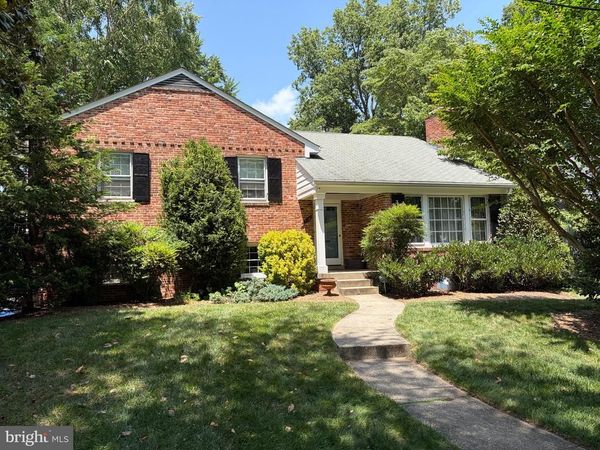 5719 NEWINGTON ROAD, BETHESDA, MD 20816