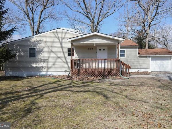 803 HANOVER BOULEVARD , BROWNS MILLS, NJ 08015