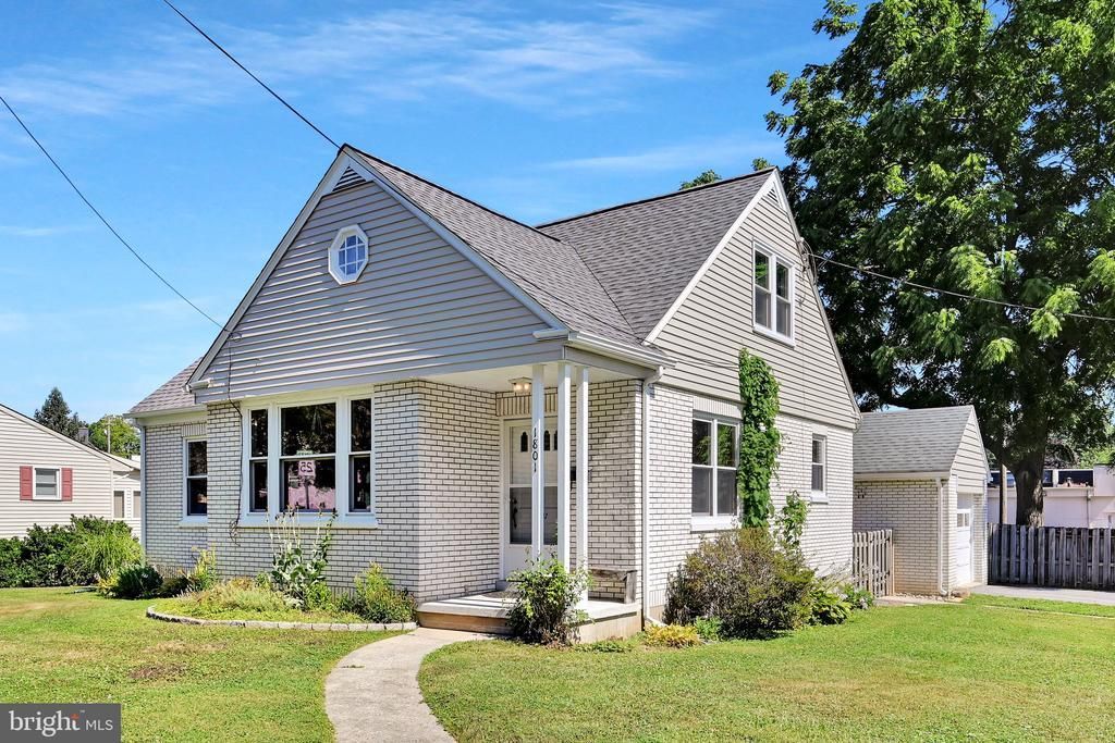 1801 URSINUS AVENUE , LANCASTER, PA 17603