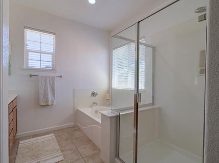 660 Bramblewood Ave, Lathrop, CA 95330 Photo