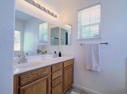 660 Bramblewood Ave, Lathrop, CA 95330 Photo