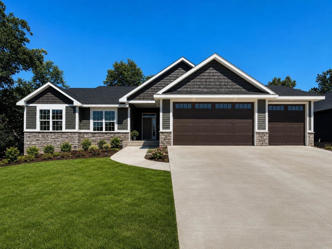 3762 White Pine Drive, Janesville, WI 53545 Main Photo