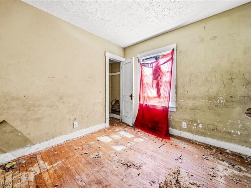 12020 Parkview Avenue, Cleveland, OH 44120 Photo 16