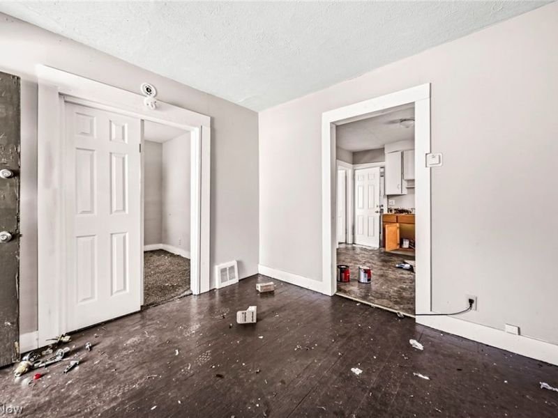 12020 Parkview Avenue, Cleveland, OH 44120 Photo 4