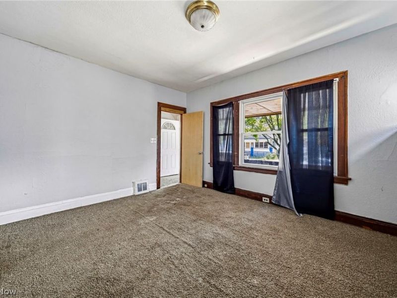 2902 E 119th Street, Cleveland, OH 44120 Photo 5