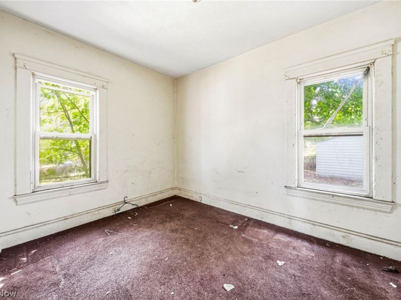 9920 Olivet Avenue, Cleveland, OH 44108 Photo 13