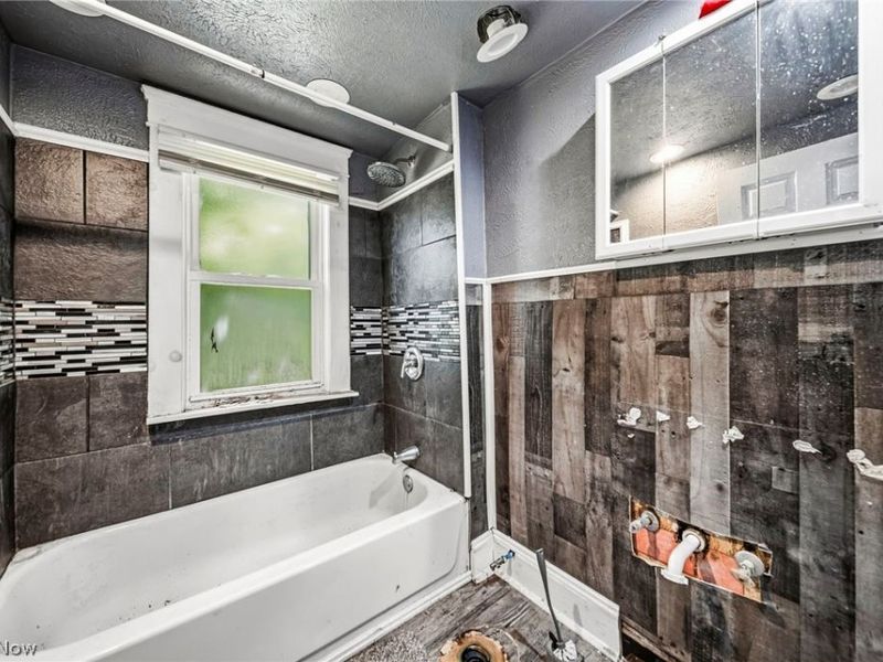 9920 Olivet Avenue, Cleveland, OH 44108 Photo 15
