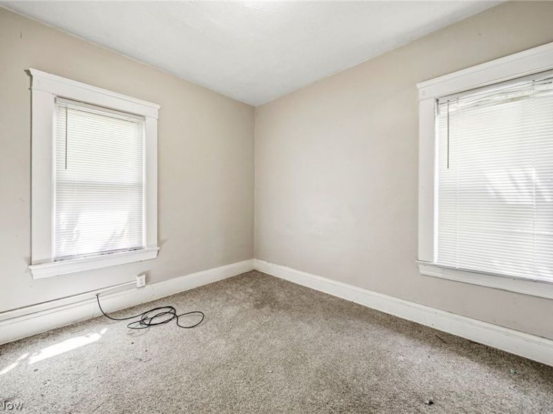 9920 Olivet Avenue, Cleveland, OH 44108 Photo 18
