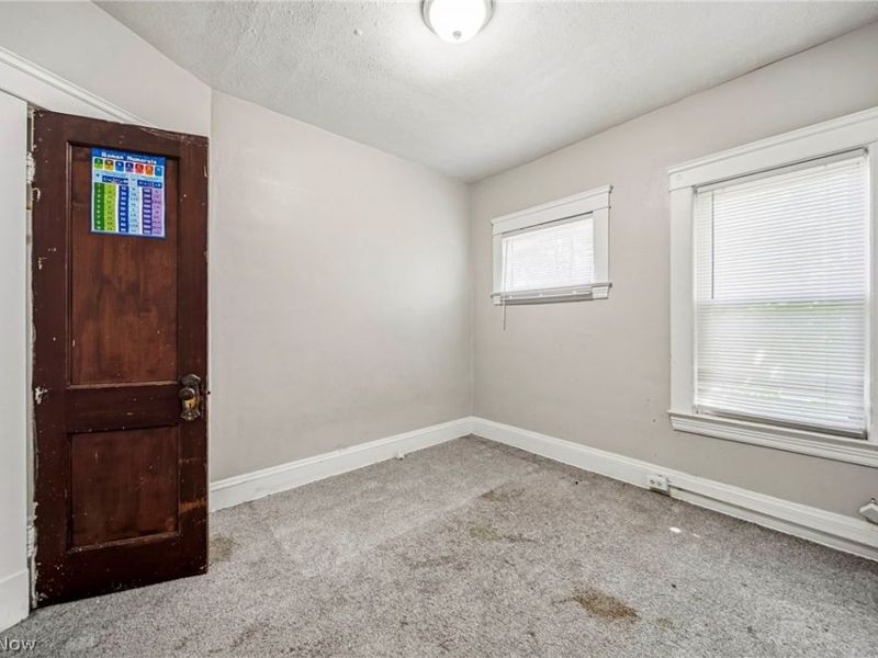 9920 Olivet Avenue, Cleveland, OH 44108 Photo 21