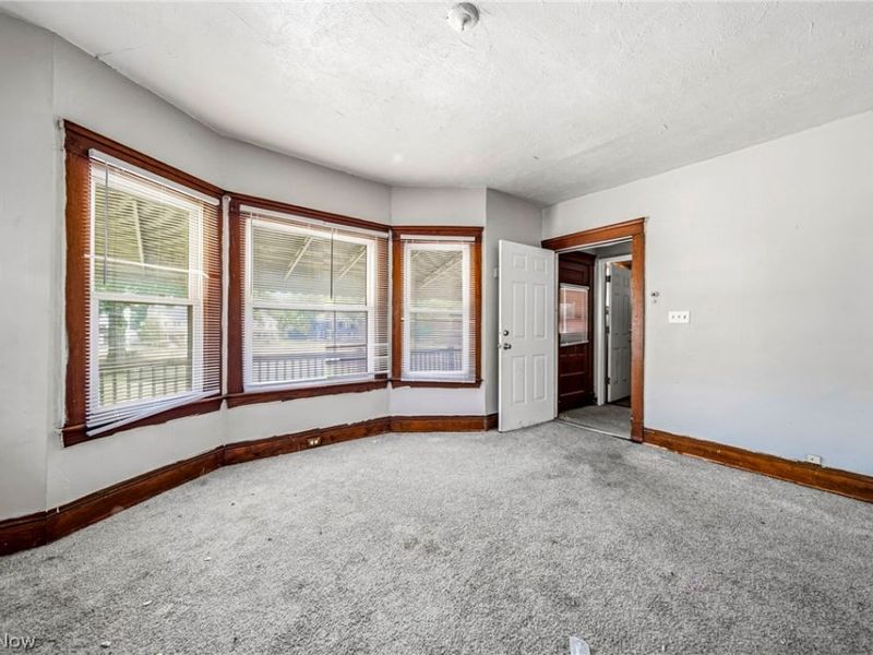 9920 Olivet Avenue, Cleveland, OH 44108 Photo 25