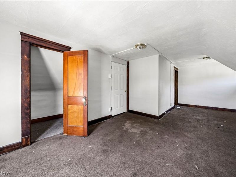 9920 Olivet Avenue, Cleveland, OH 44108 Photo 28